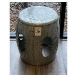 ACCENT TABLE
