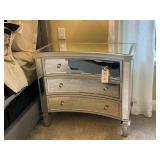 NIGHTSTANDS