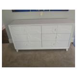 CHEST OF DRAWER