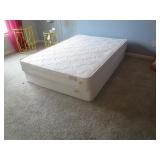 FULL MATTRESS & BOXSPRINGS