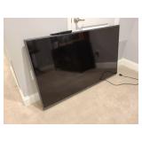 LG TV W/REMOTE