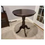 HI-TOP TABLE
