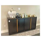 MEDIA CABINET