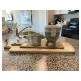 CUTTING BOARDS W/KITCHEN ITEMS