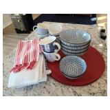 22PC KITCHEN ITEMS