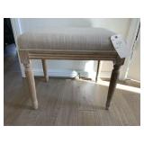 UPHOLSTERED BENCH