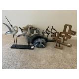 ASSORTED DECO ITEMS