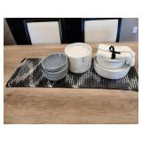 ASSORTED DISHES & RUNNER