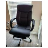 EXECUTIVE DESK CHAIR