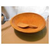 Primitive dough bowl with paddle, 14.25" diameter Primitive dough bowl with paddle, 14.25" diameter