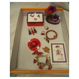 Red Hat: Pins - 2 bracelets - 2 rings - tableau Red Hat: Pins - 2 bracelets - 2 rings - tableau