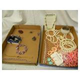 All shades of pink / lavender: bracelets - All shades of pink / lavender: bracelets -