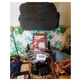 Basket with 4 cameras - bag with bulbs -