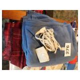 Plush blue electric blanket, 76x76 - red plaid Plush blue electric blanket, 76x76 - red plaid