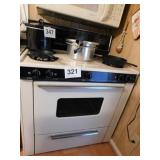 Tappan gas stove, 4 burner with griddle in