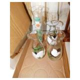 Hand painted vases: 3 small, 7' - 1 tall, 9.5' Hand painted vases: 3 small, 7' - 1 tall, 9.5'