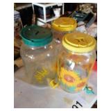 3 one gallon sun tea containers