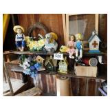 Yard pretties: figurines - decorative bird houses Yard pretties: figurines - decorative bird houses