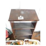 Church podium, 3 shelves, good condition Church podium, 3 shelves, good condition