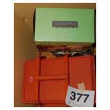 Tupperware tote with top handle - microwave super Tupperware tote with top handle - microwave super