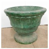 Concrete garden porch deck urn planter, 14" tall