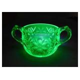 Vintage uranium US Glass Floral & Diamond open