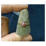 10K yellow gold ring w/ diamond & rubies