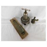 Vintage DeVilbiss Co. air regulator - Antique