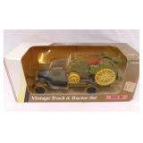 New diecast: Ertl John Deere 1931 Hawkeye truck &
