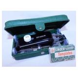 Singer buttonholer in case w/ manual -