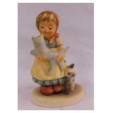 1996 Goebel Hummel Tender Love figurine, 4" tall