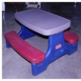 Little Tikes Easy Store toddler picnic table,