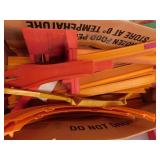 Vintage Hot Wheels orange racetrack, 45 pieces -