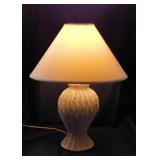 Vintage white wicker table lamp w/ shade, 28"