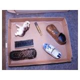 Copper ? baby shoe - Delft blue shoe - Shoe brush