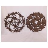 2 cast iron wall hangings: Turtles - Dragonflies,