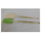 2 Pampered Chef scrapers, no cracks