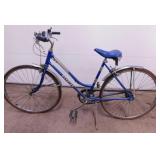 Schwinn 26" wheel Collegiate 3 ladies bicycle