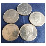 5 circulated Kennedy half dollars: Two 1971 D -