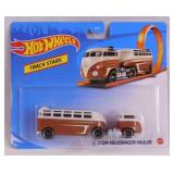 Hot Wheels 1:64 diecast Truck Stars Custom