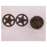 Cast iron: Ball - 2 stars in circles, 7"