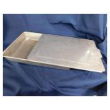 Mirro aluminum cake pan w/ slide-on lid, 13" x 9"