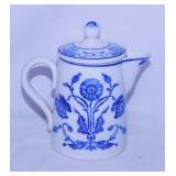 Villeroy & Boch Blue Onion personal coffee pitcher