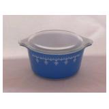 1972 Pyrex Snowflake Blue Garland 1 qt. casserole
