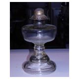 Antique pattern glass kerosene lamp w/ Daylight