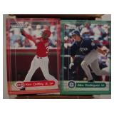 2000 set Fleer Impact baseball cards (1-200)