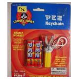 2000 PEZ Looney Tunes Bugs Bunny keychain