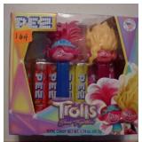 2023 Trolls Band Together PEZ box set Poppy & Viva