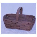 1982 Longaberger rectangular basket w/ handle