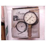 Sears vacuum gauge in box - Gauge